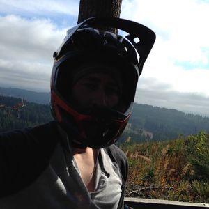 Meet your Posher, Aaron